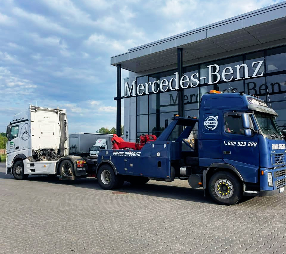 CIĘŻKI HOLOWNIK TIR SOCHACZEW